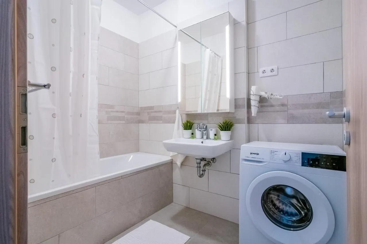 Fox Premium Apartment & Free Private Parking Budapeszt 0*,